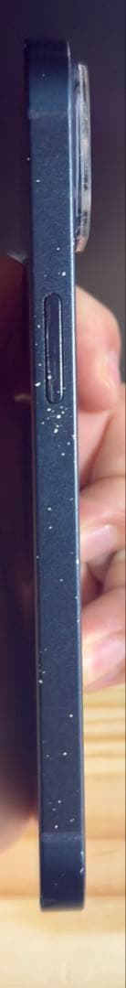 iPhone 13本体、ケース付き