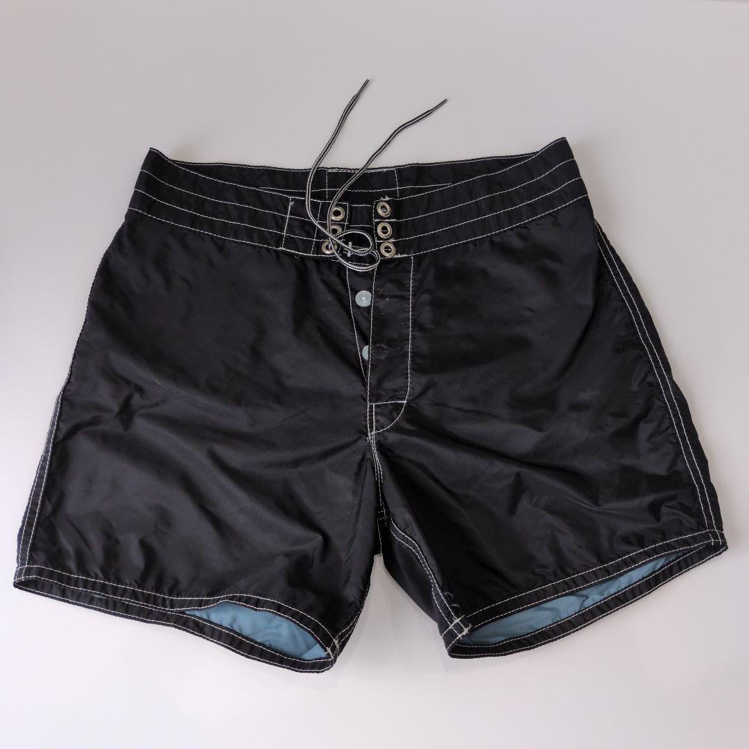 birdwell 黒のショートパンツスタイル水着