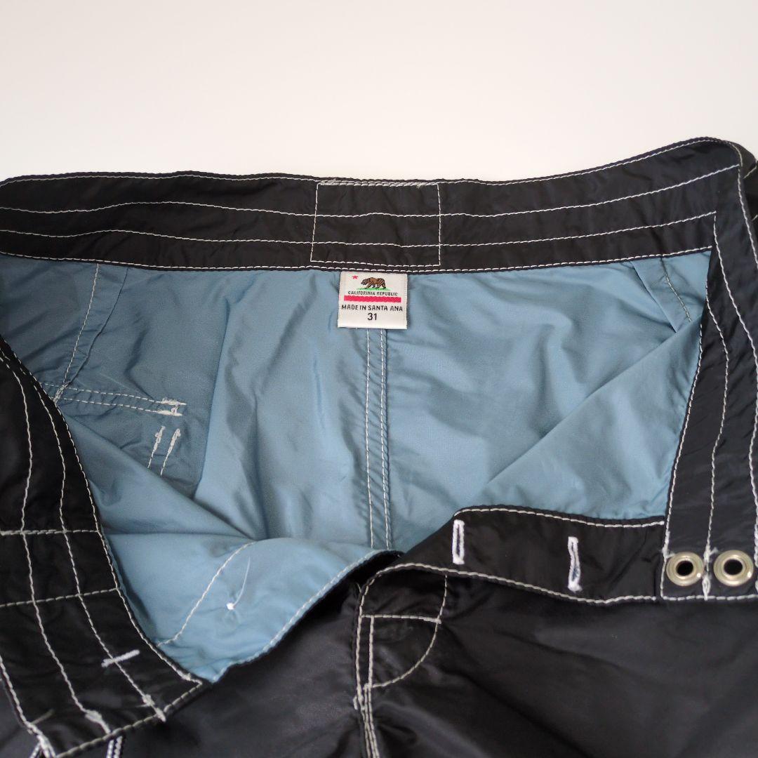 birdwell 黒のショートパンツスタイル水着