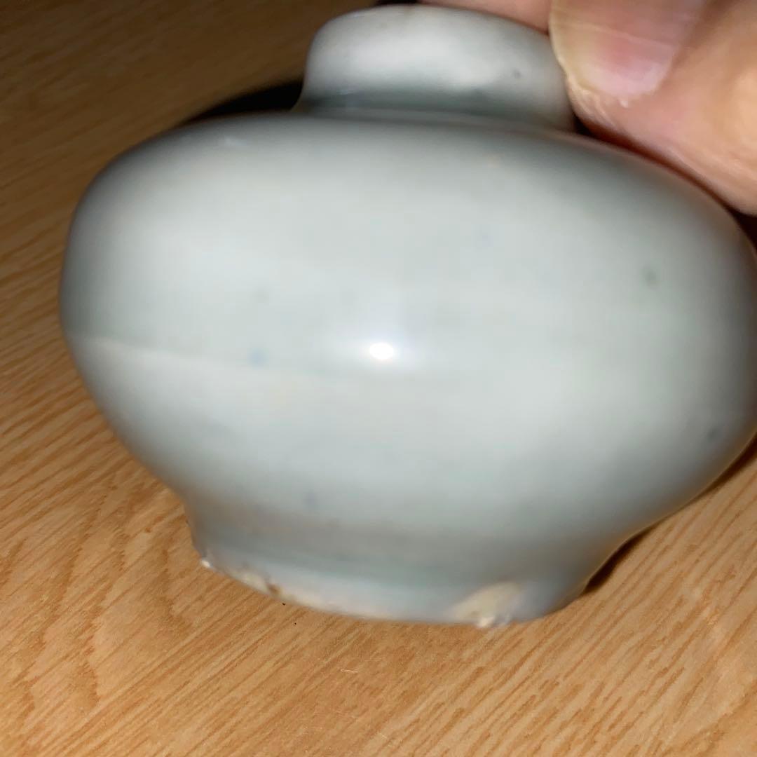 青磁茶入れ　元時代　蓋、仕覆付き