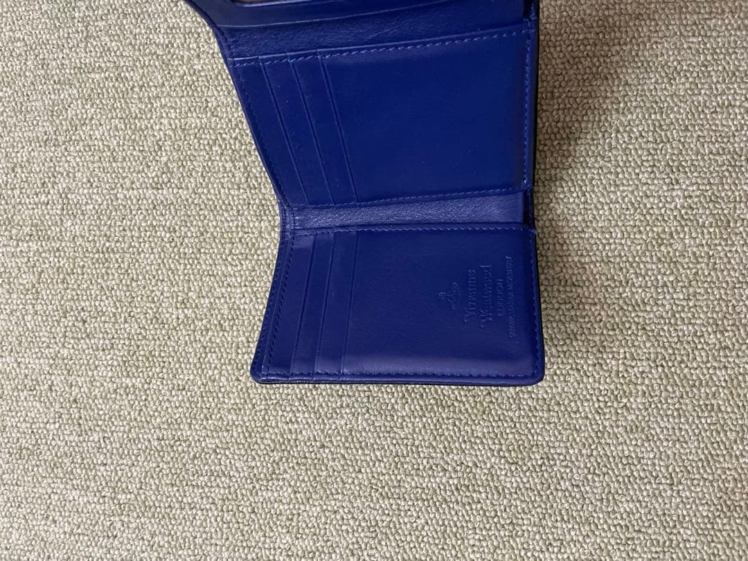 モ*️様 ヴィヴィアンウエストウッド　財布　三つ折り