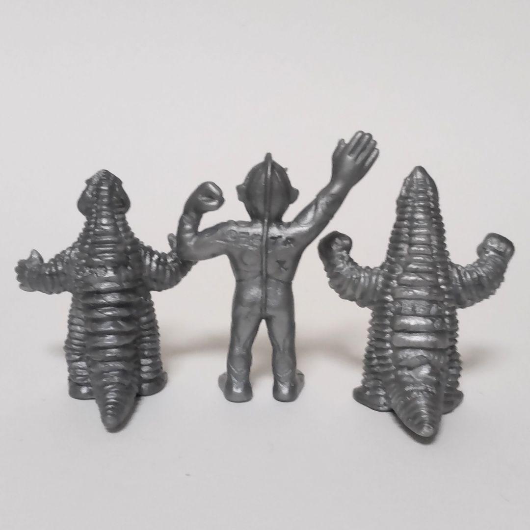 ぐんじょうさん用★コレ338,347　ウルトラマン怪獣消しゴム