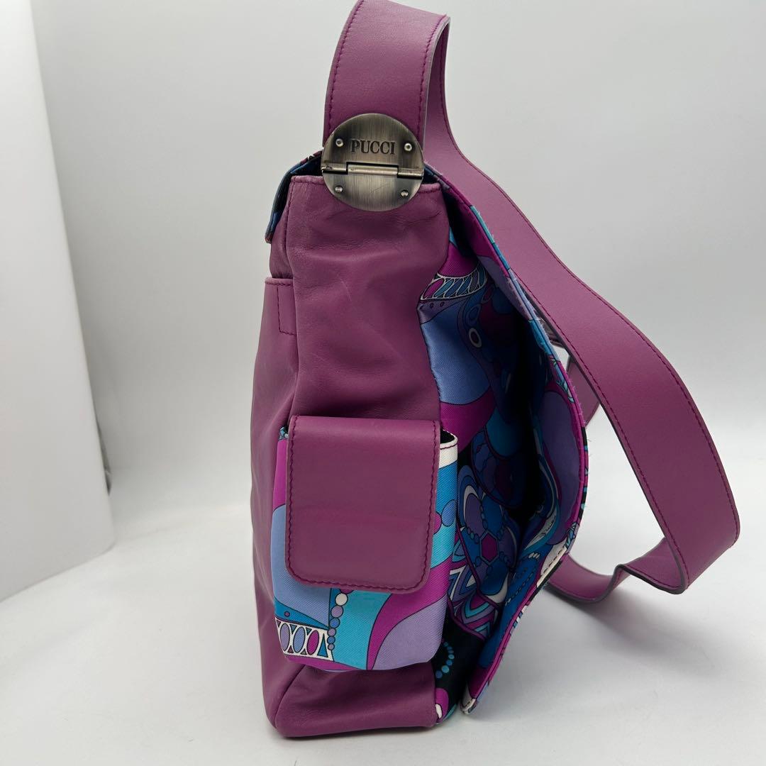 良品　エミリオプッチ　ショルダーバッグ　フラップ　花柄　青　紫　A4　斜め掛け