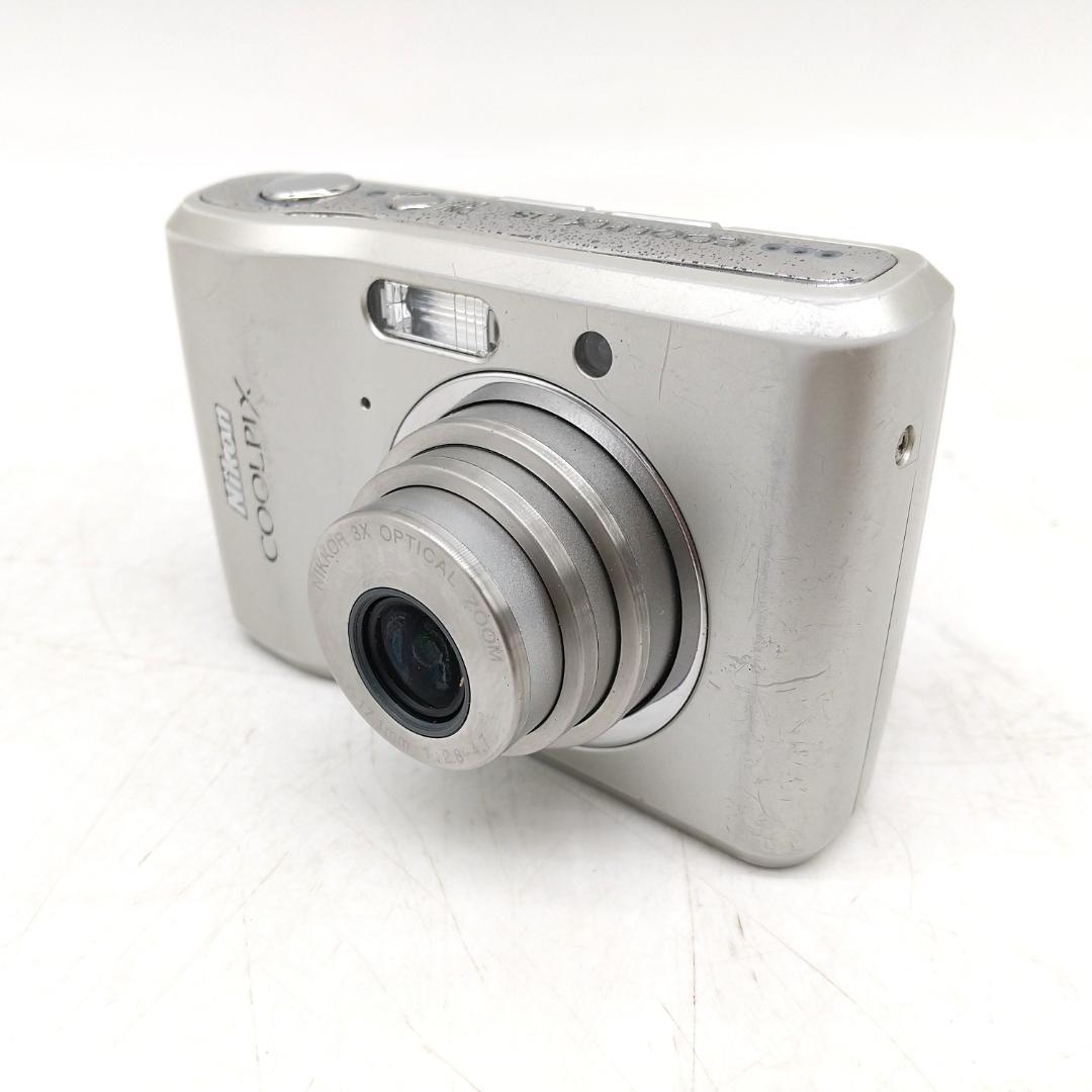 3018番 ニコン COOLPIX L18 デジタルカメラ シルバー 乾電池駆動