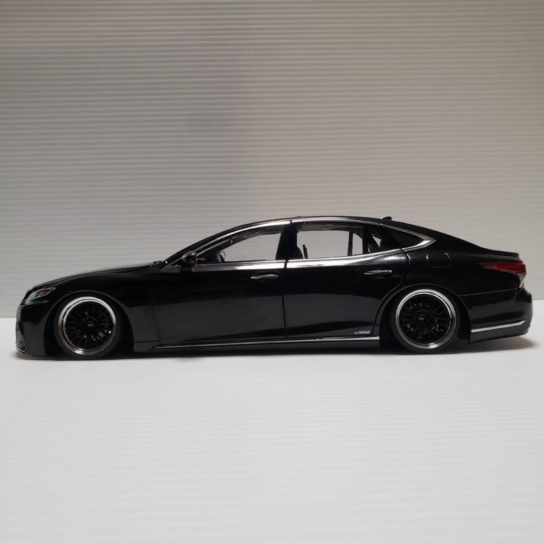 1/18　レクサス LS500h　カスタム