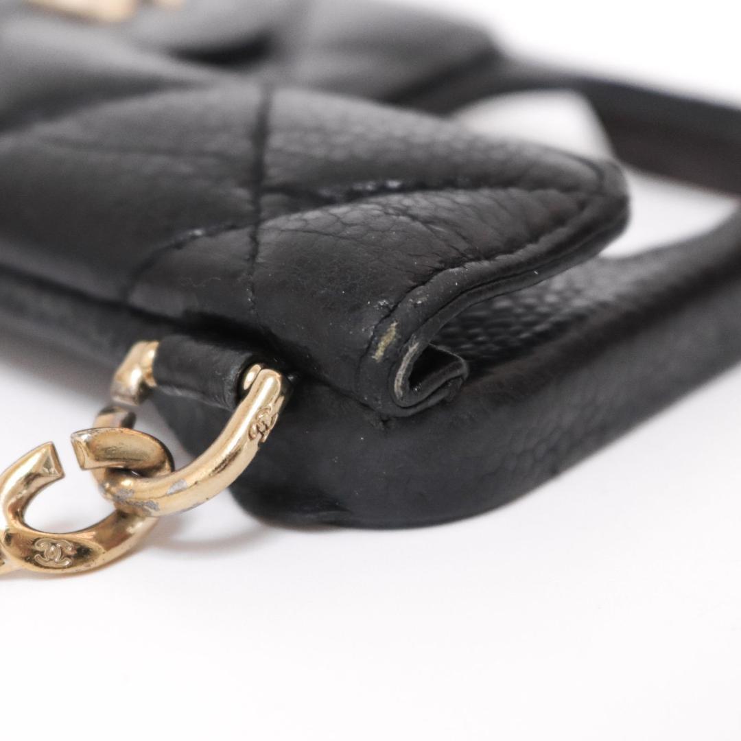CHANEL　シャネル　スマホケース　マトラッセ 　ブラック　AP2689