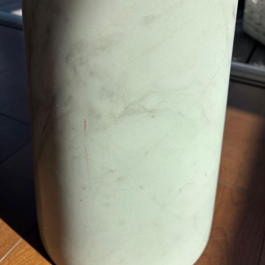 サイドテーブル