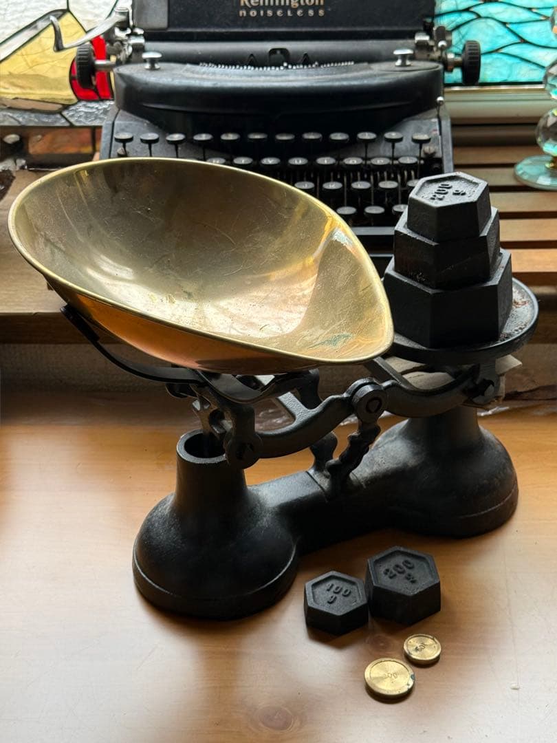 アンティークスケール 上皿天秤 天秤式はかりと重りセット 天秤計り アイアン