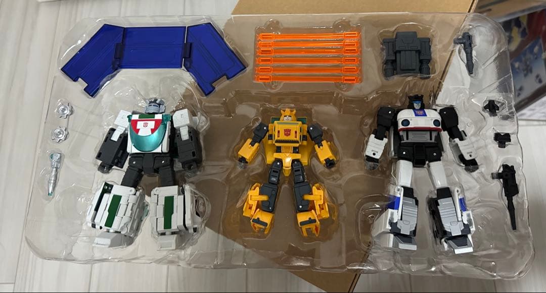 カ*パ様 トランスフォーマー サイバトロンチェイス