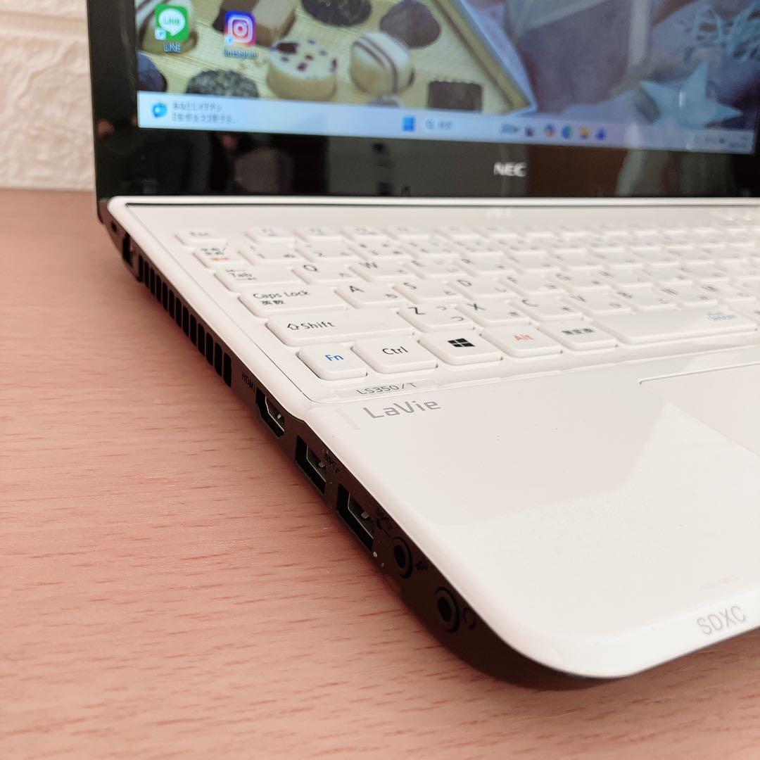 Windows11✨メモリ8GBでサクサク☘️カメラ付すぐ使えるノートパソコン白