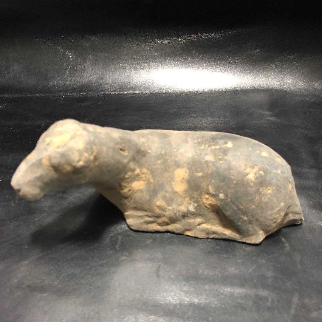 蔵から中国古銭と一緒の箱から出てきた 5体の内の1体　 水牛うし中国古美術土器