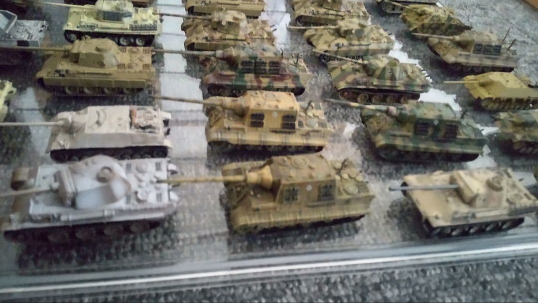 戦闘機 戦車スケールモデル多数セット