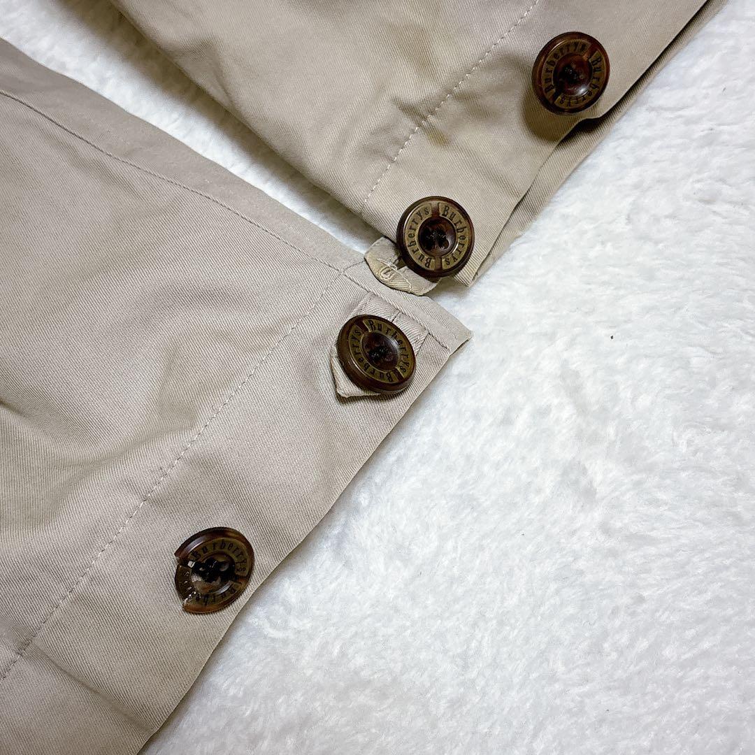 バーバリー プローサム フード付き ハーフコート