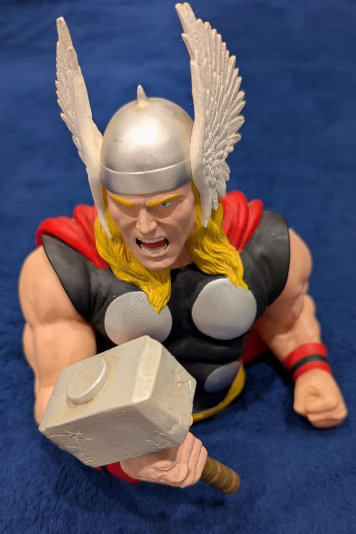 Thor フィギュア 約30cm
