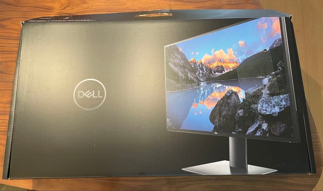 DELLデジタルハイエンド27 4K USB-Cモニター　U2720QM