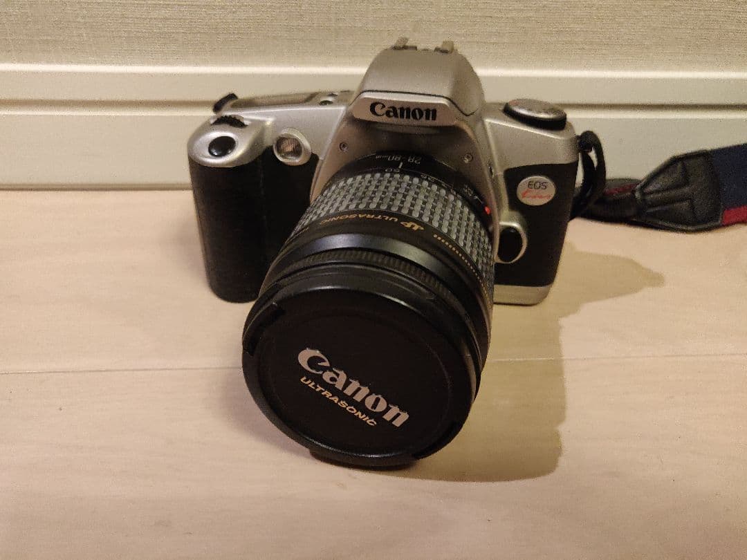 Canon　New EOS kiss フィルムカメラ