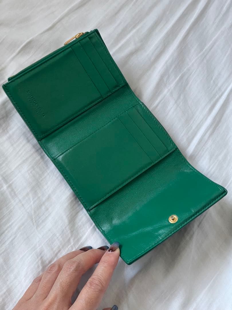 bottega veneta カセット 三つ折り財布 グリーン