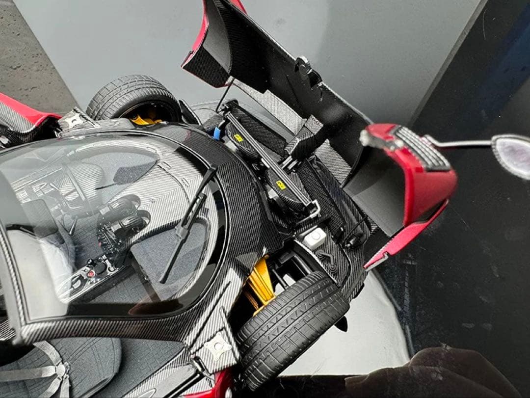 全開閉！Almost Real 1/18 パガーニ ゾンダ ミニカー 当日発送