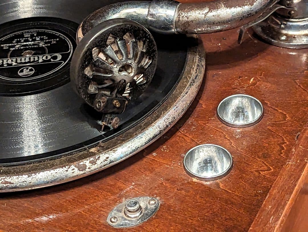 蓄音機　手回し　BOLERO　骨董品　　MADE IN JAPAN　アンティーク