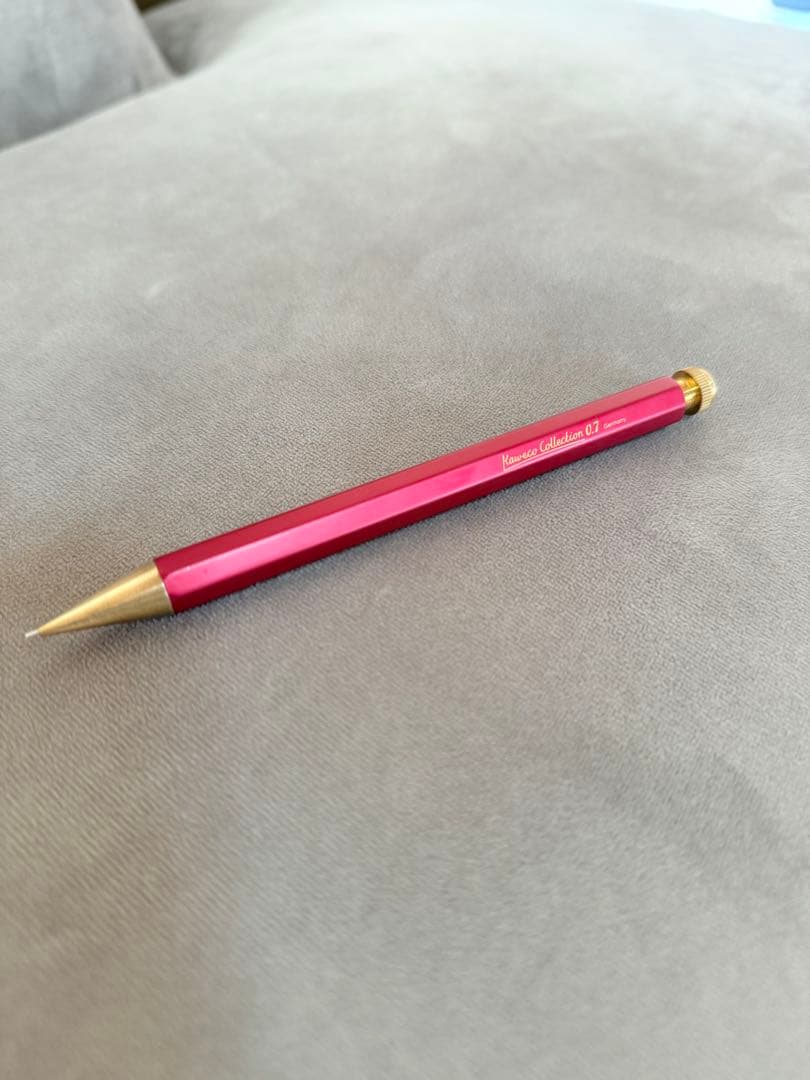 カヴェコスペシャルレッド　0.7ミリ　極美品