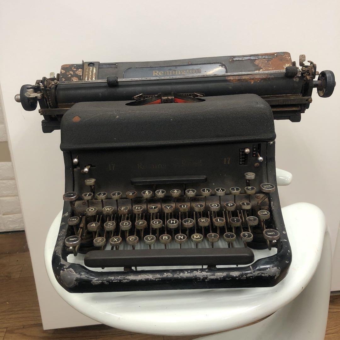 アメリカレミントン製タイプライター、ジャンク品アンティーク、レア、
