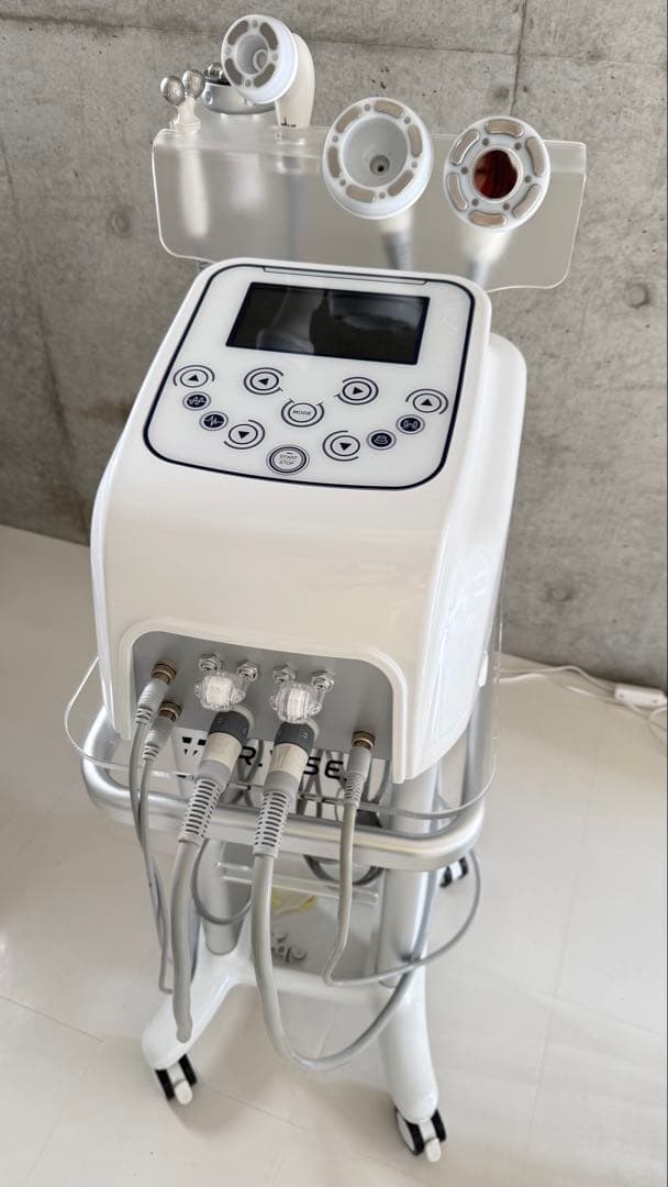 《花さん専用》スリムカッター(痩身複合機) 1台9役でボディ・フェイシャルも