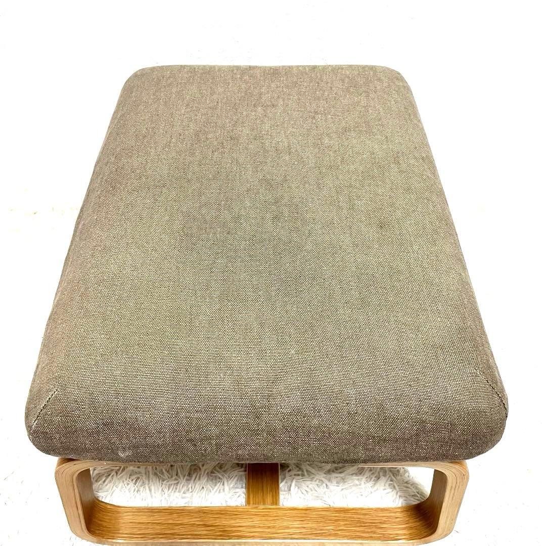 ② 無印良品 リビングでもダイニングでもつかえるベンチ・２・オーク材　オットマン