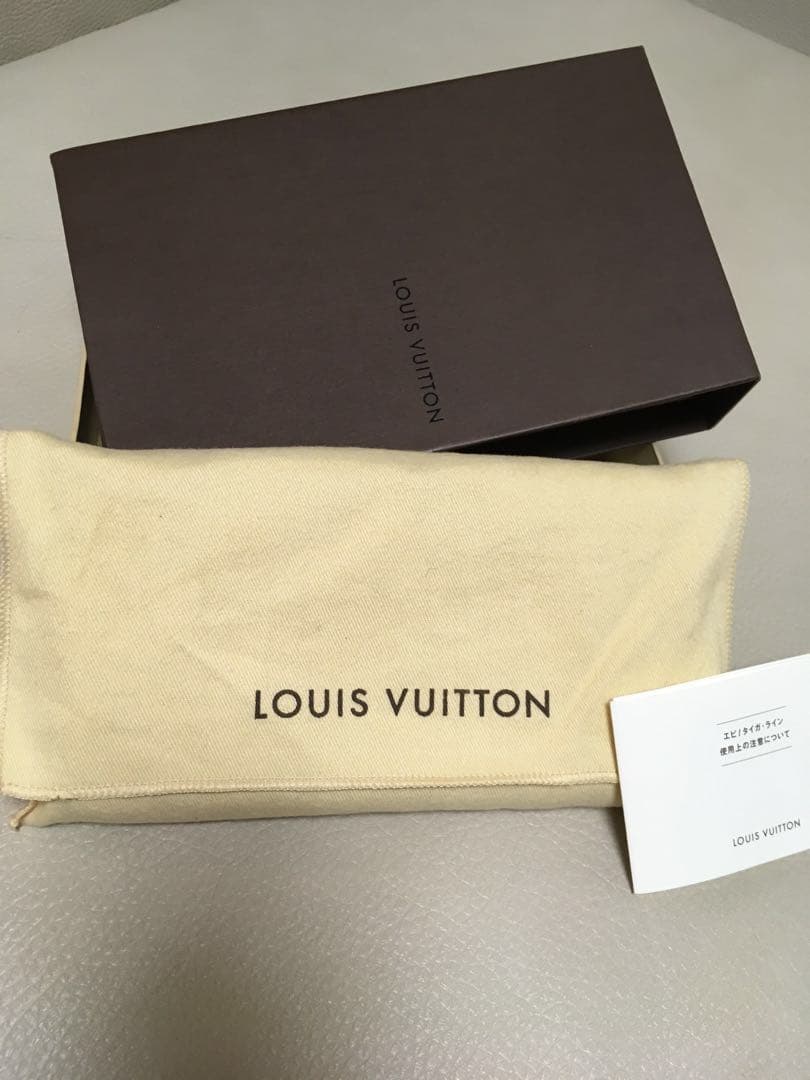 ルイヴィトン 長財布 ダミエ アズール