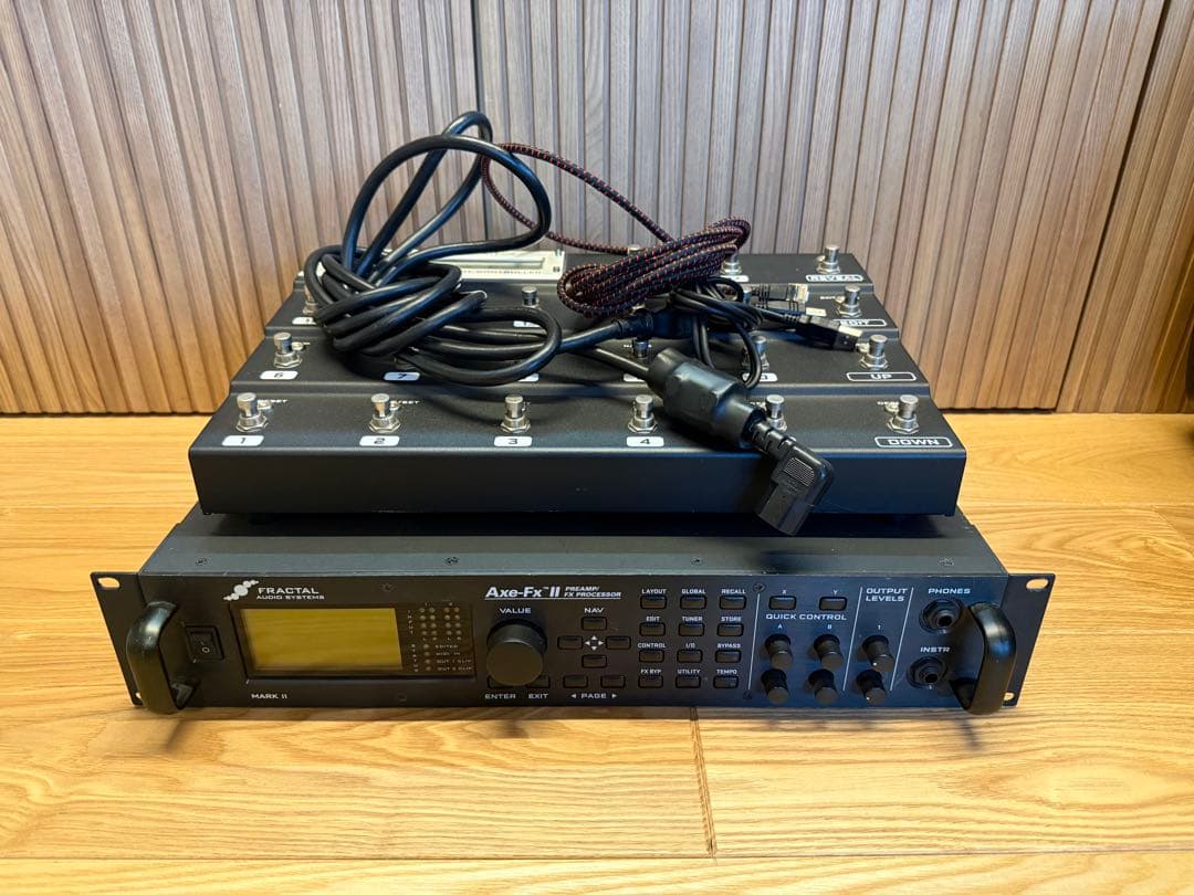 Axe-Fx II Mark II ＋ MFC-101 Mark III セット