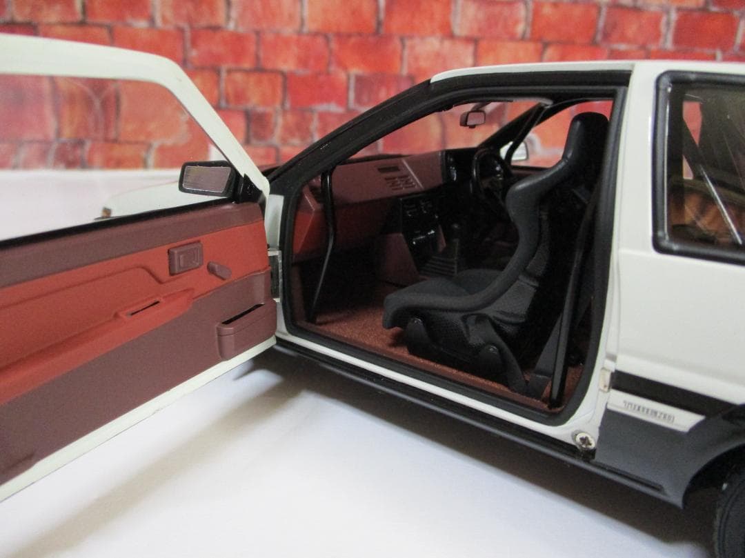 オートアート　スプリンター トレノ プロジェクトD　ファイナルバージョン