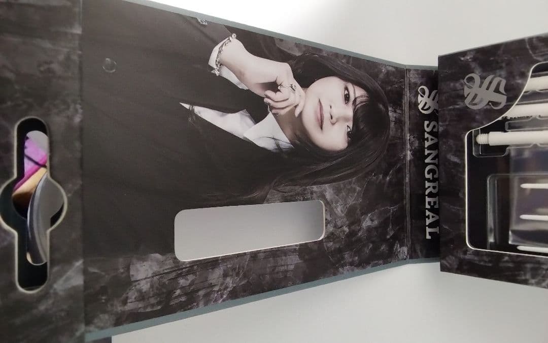 サングリアル!坂口優希恵!極美品!新品同品!付録未開封!ダーツセット