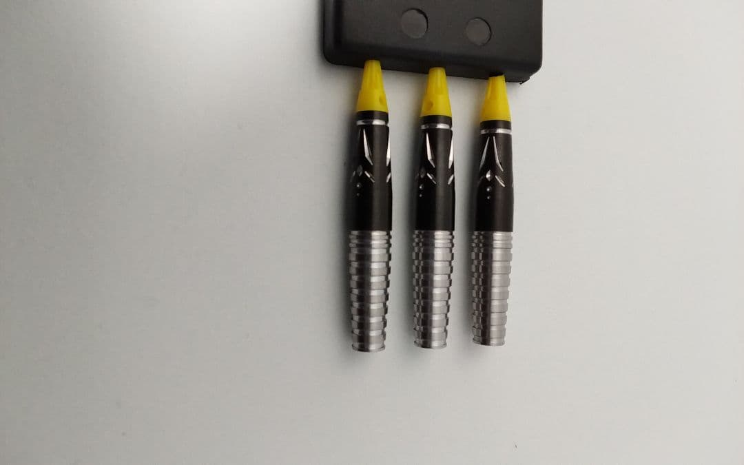 サングリアル!坂口優希恵!極美品!新品同品!付録未開封!ダーツセット