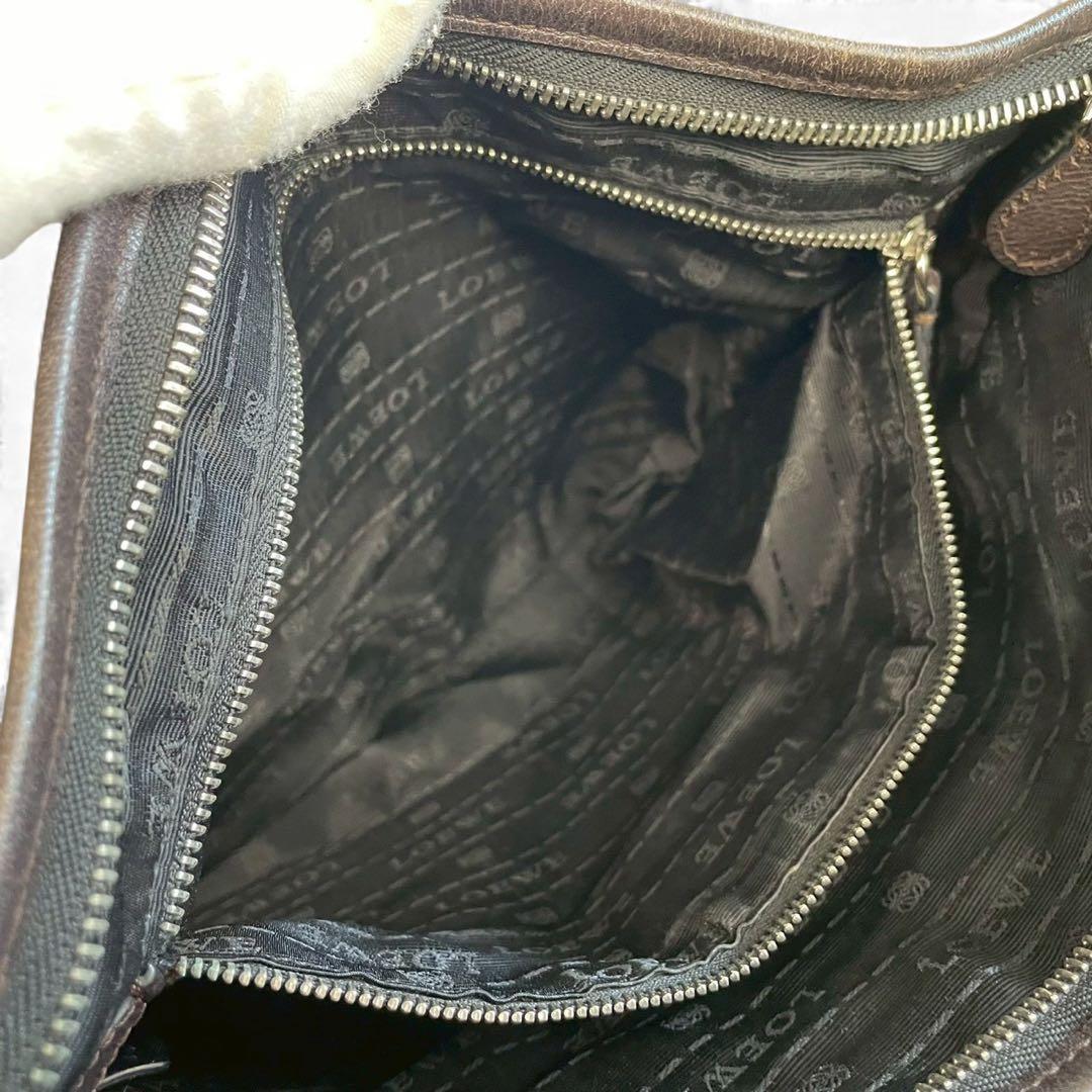 美品　ロエベ　ショルダーバッグ アナグラム　レザー×ナイロン　サコッシュ