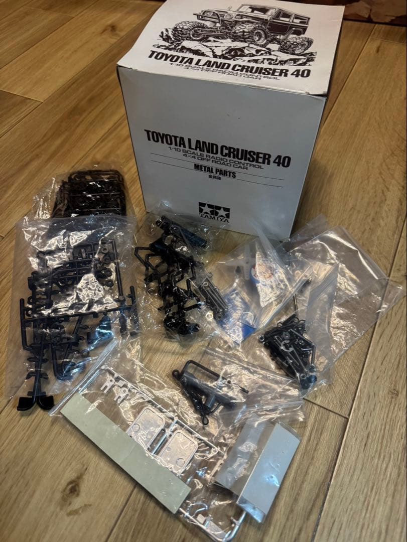 タミヤ　ランドクルーザー40&ハマーH2クリアボディ