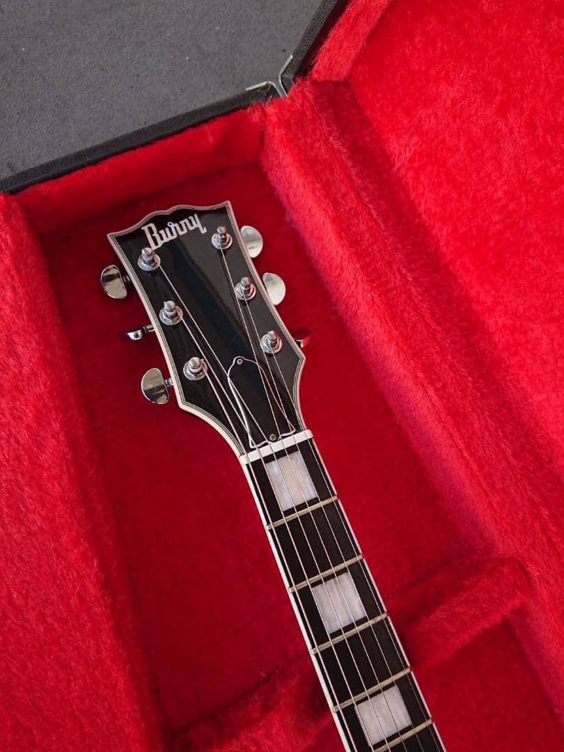 Bunny ブラック エレキギター ハードケース付