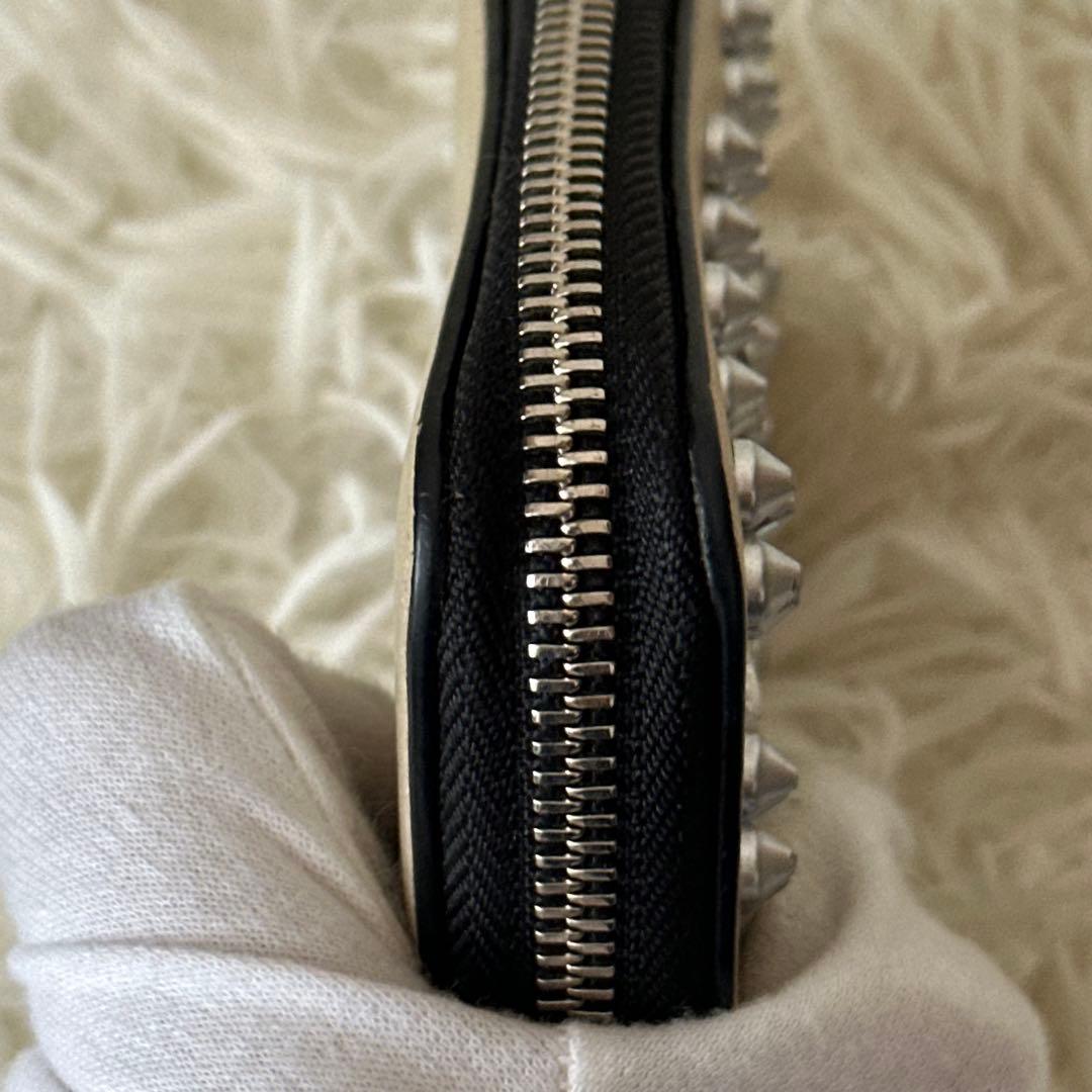 ✨️美品✨️ クリスチャンルブタン スタッズ ケース レザー ベージュ ミニ