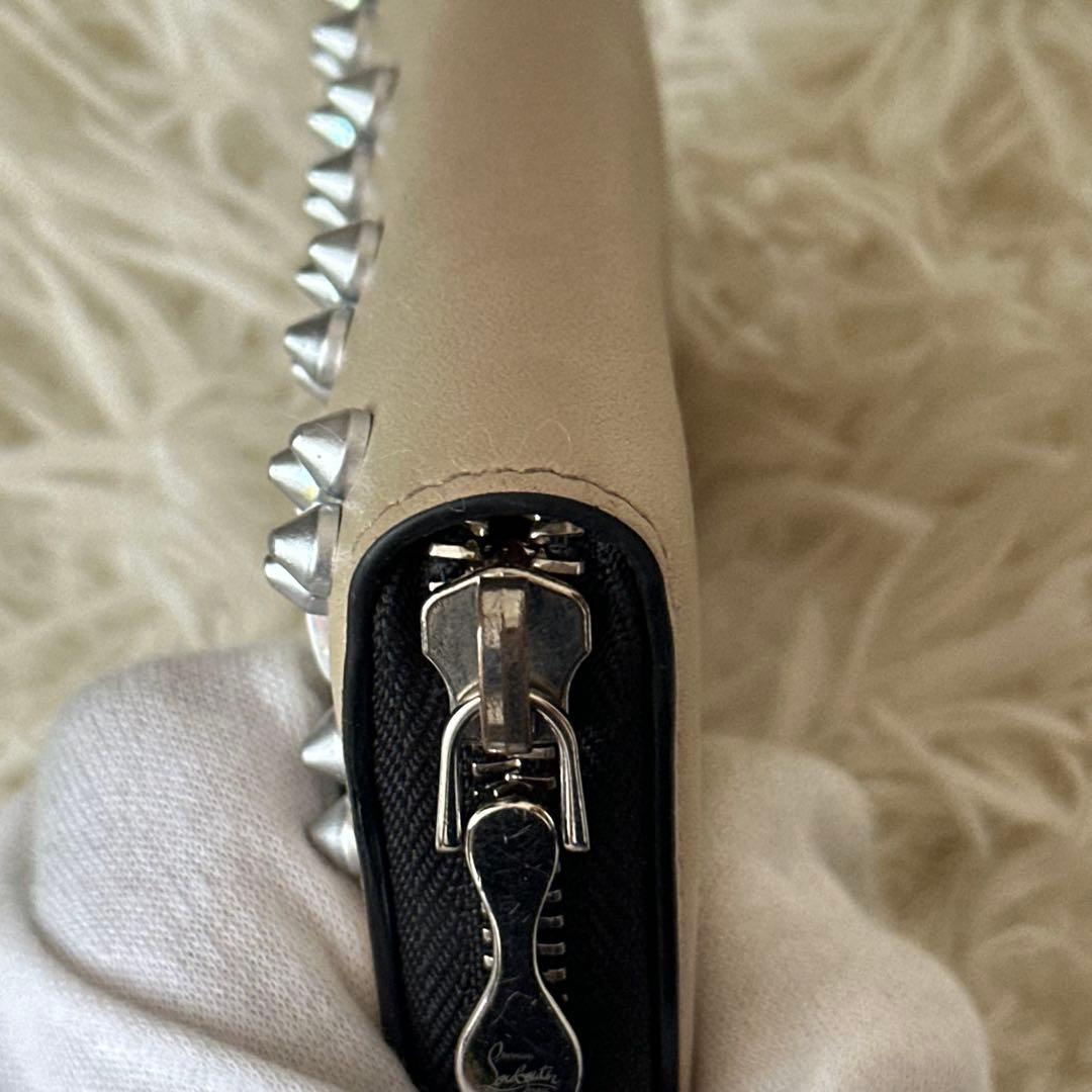 ✨️美品✨️ クリスチャンルブタン スタッズ ケース レザー ベージュ ミニ