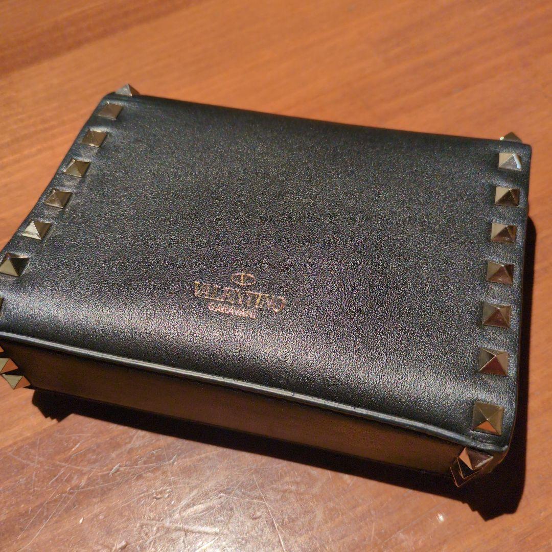 VALENTINO　 スタッズ付きショルダーバッグ