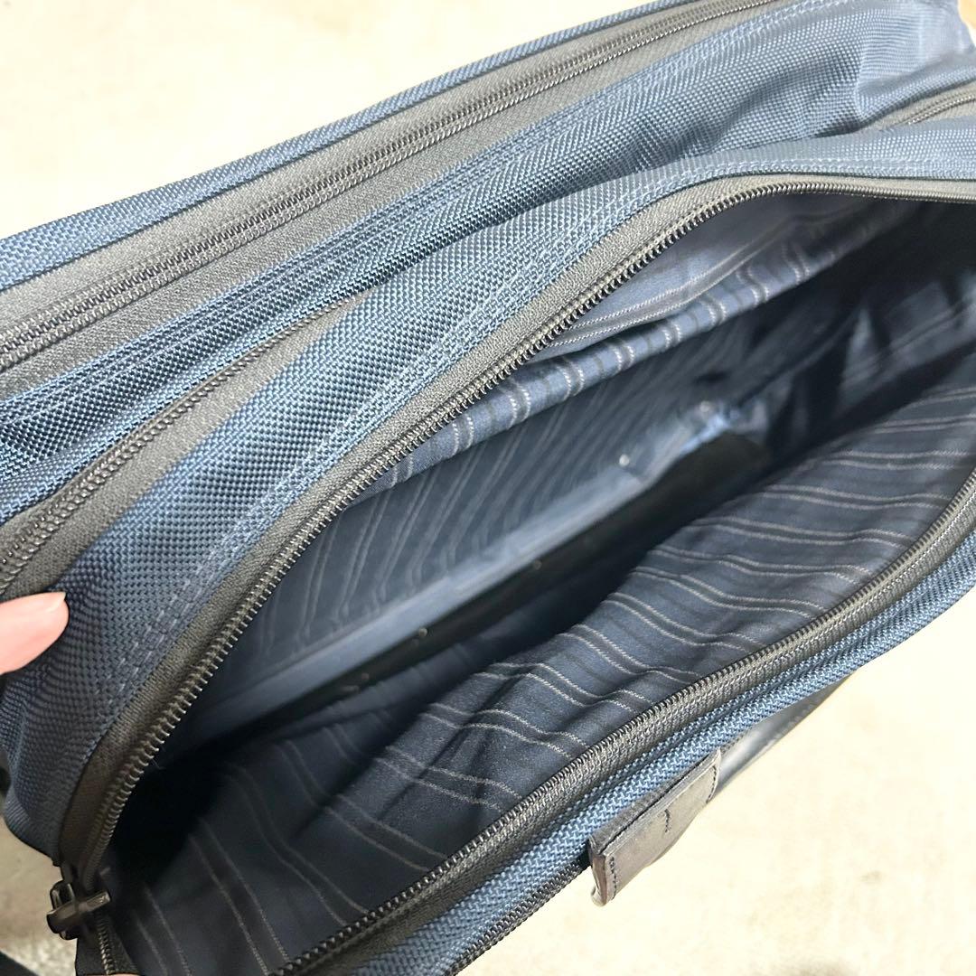 美品　TUMI × SHIPS ブリーフケース　ビジネスバッグ　ネイビー　コラボ