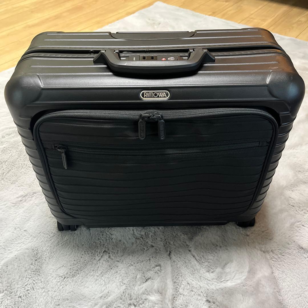 廃盤希少　美品　RIMOWA ボレロ　4輪　ブラック キャリーケース