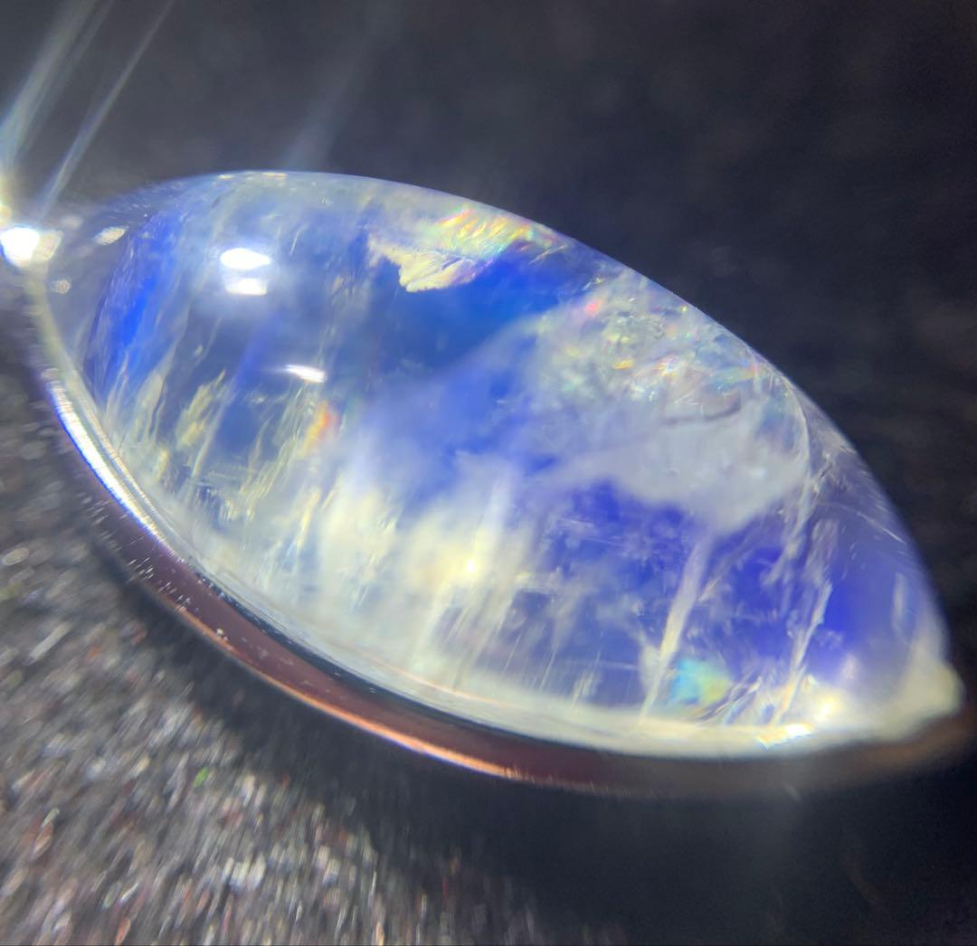 ⭐️eye様⭐️ 《ハイグレード》ホワイトラブラドライト　ペンダントトップ