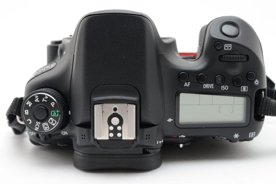 良品　2116ショット　キャノン EOS 70D ダブルレンズキット