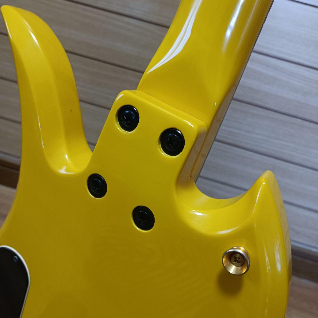 イエローハート（JR）とスタンド