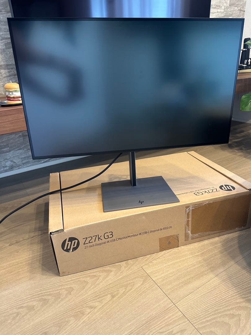 HP Z27k G3 モニター 本体