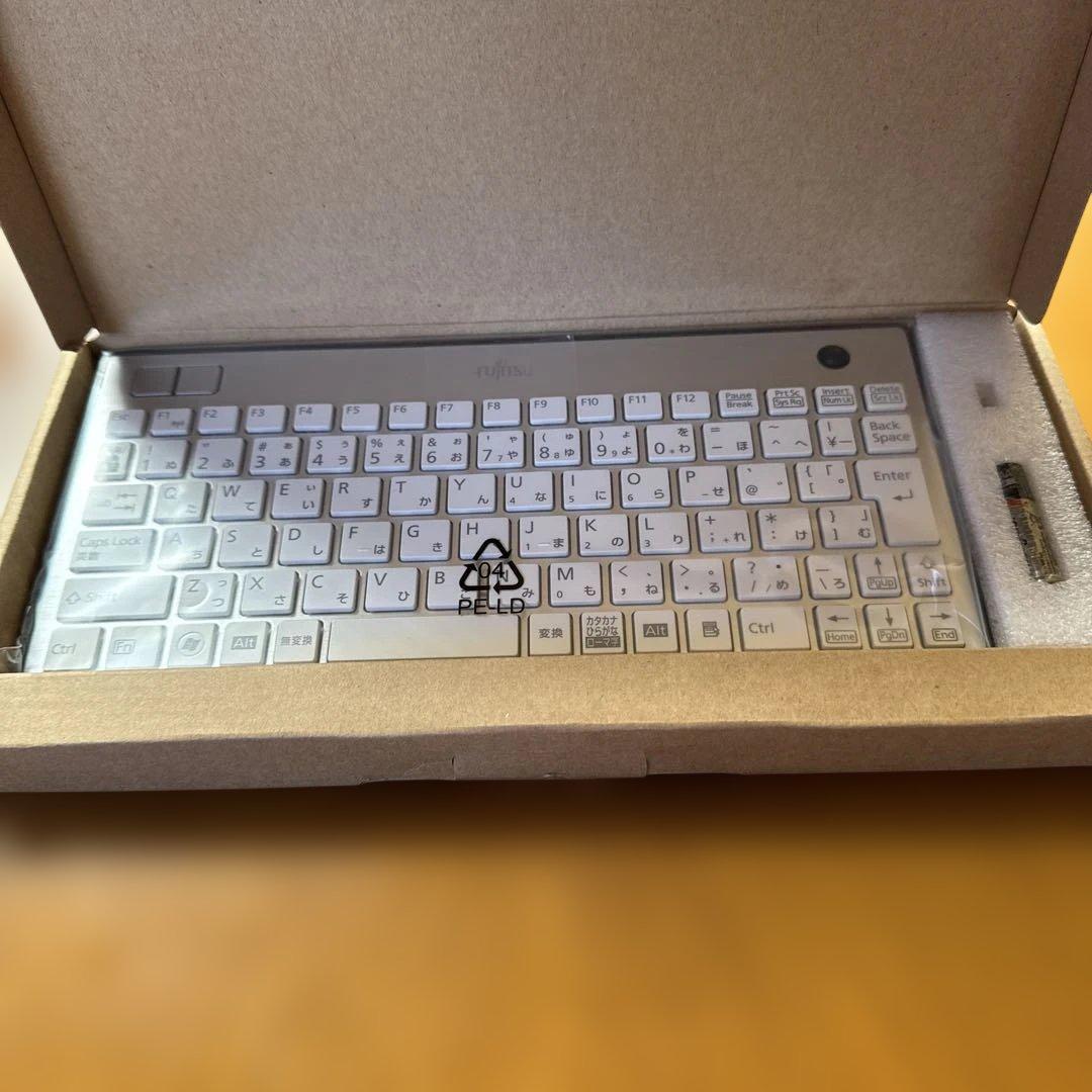 Fujitsu FMV-NKB1 トラックボール付きワイヤレスキーボード