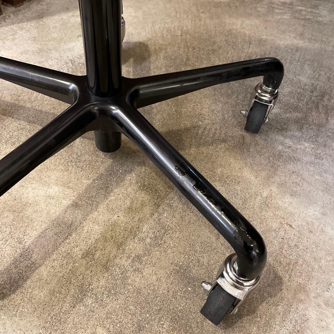 タカラベルモント　スツール