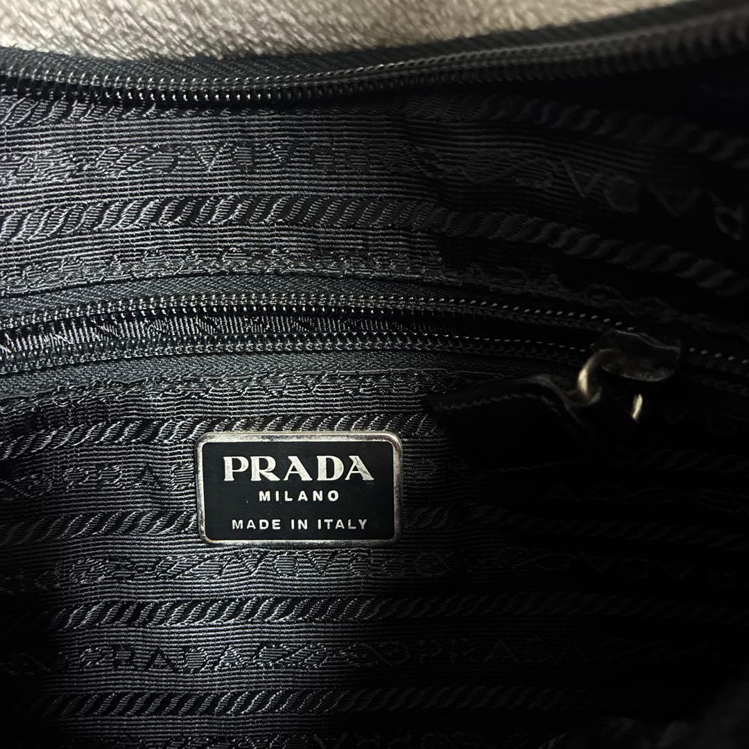 プラダナイロンバッグ ブラック
