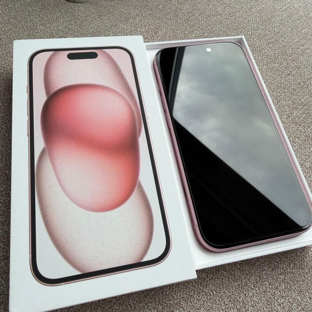 【うーさん専用】iPhone15 256GB SIMフリー