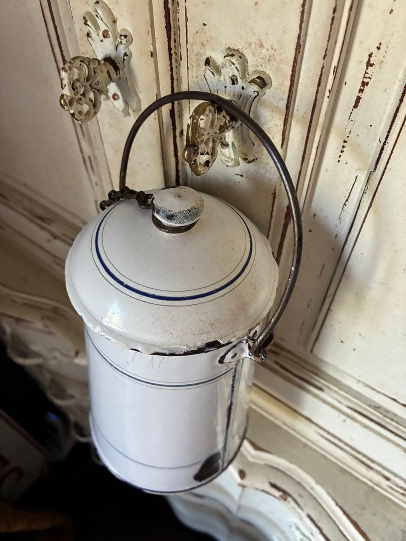 フランス　アンティーク ホーロー ミルク　ポット　キャリー 缶ホワイト　シャビー