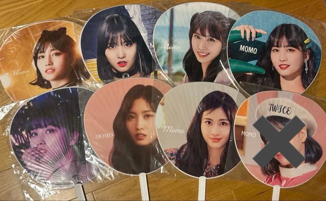 TWICE モモ うちわ バラ⭕️